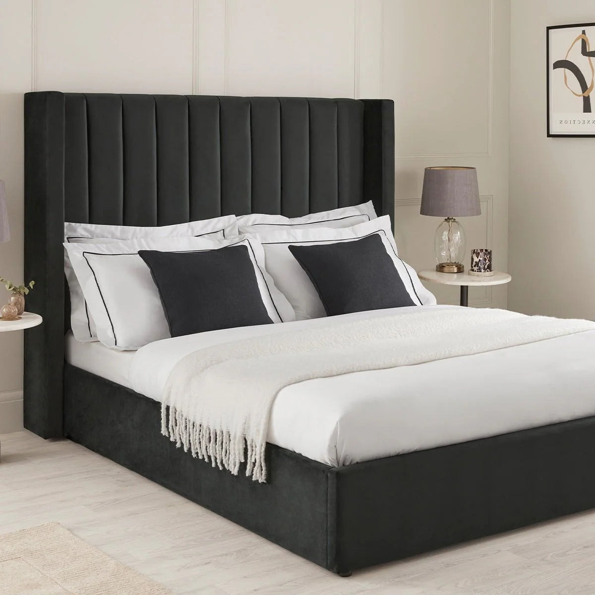Oliver King/Queen Black - Lift-Up Storage Bed